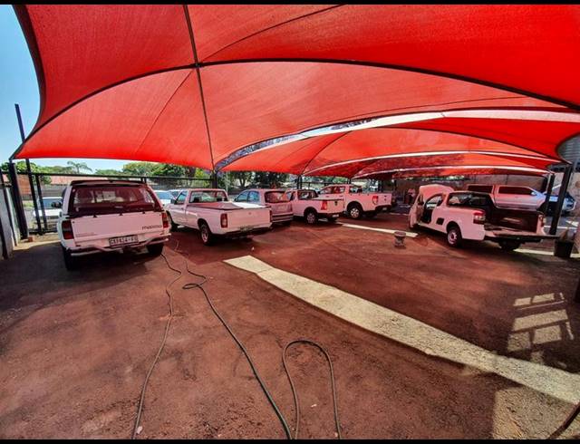 4 BEDROOM HOUSE FOR SALE IN SINOVILLE